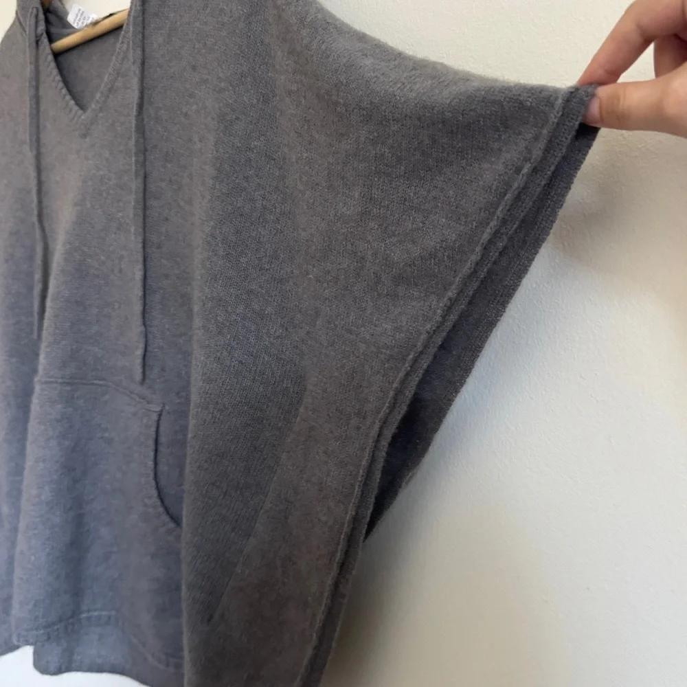 27 Miles Malibu 100% Cashmere Sweater Size Small Oversized Hoodie Gray women’s